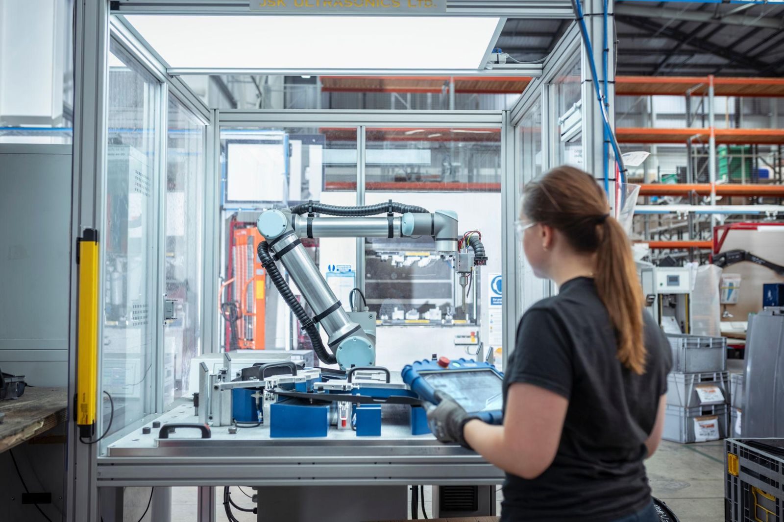 Collaborative robot working alongside human operator